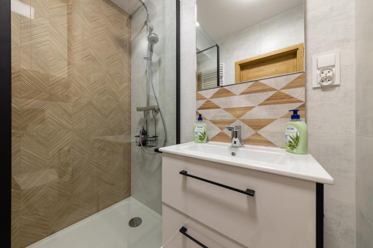 Apartament Luxury Two-Bedroom เบียวิสตอก ภายนอก รูปภาพ