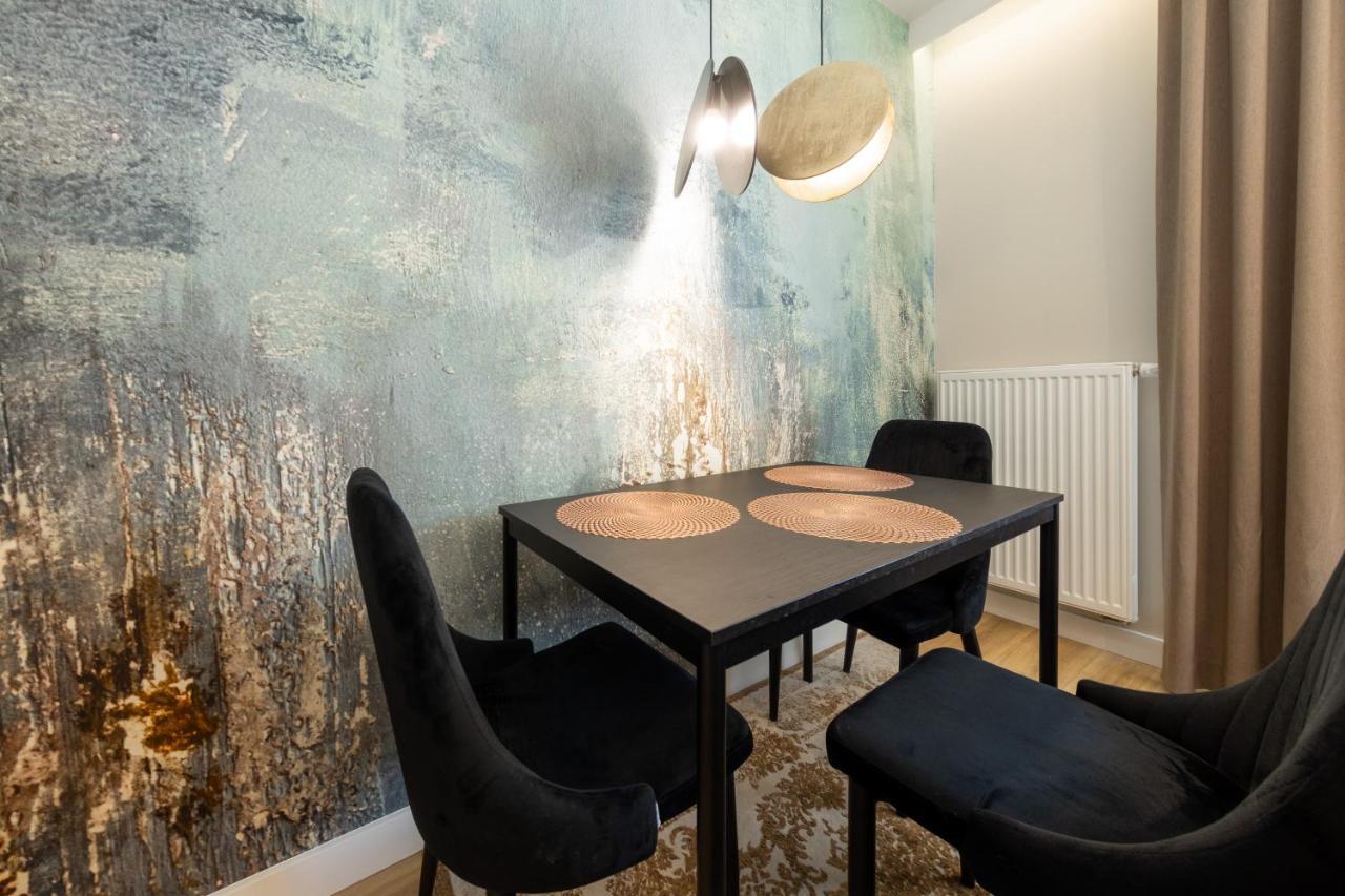 Apartament Luxury Two-Bedroom เบียวิสตอก ภายนอก รูปภาพ